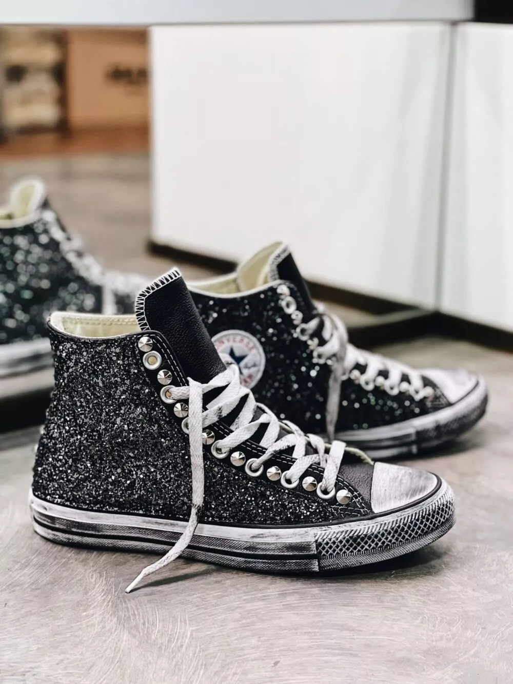Converse Classic Leather Black Glitter