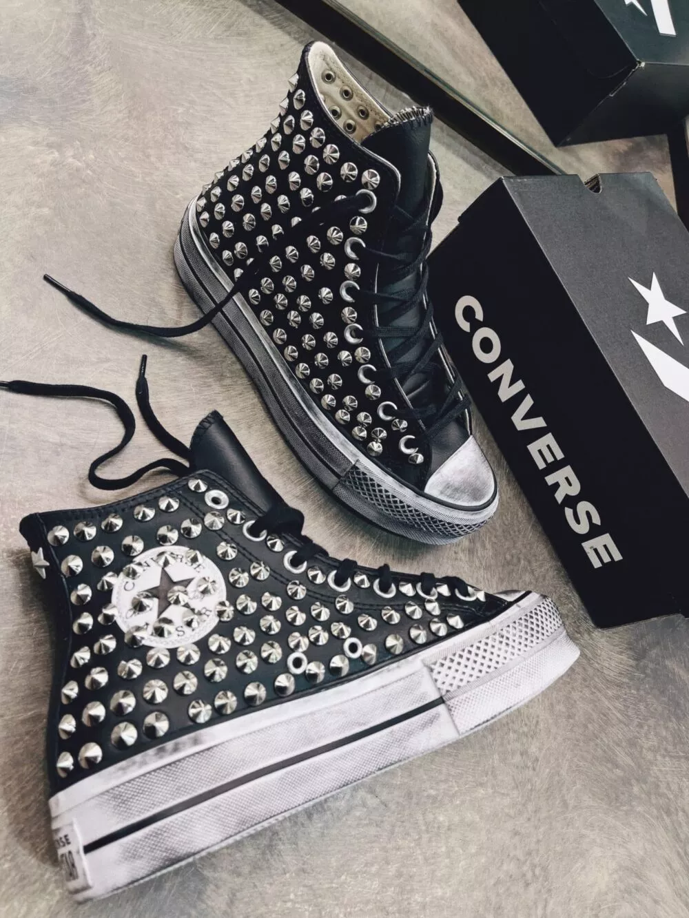 Converse High Platform Leather Black (Full Borchie) - foto 4