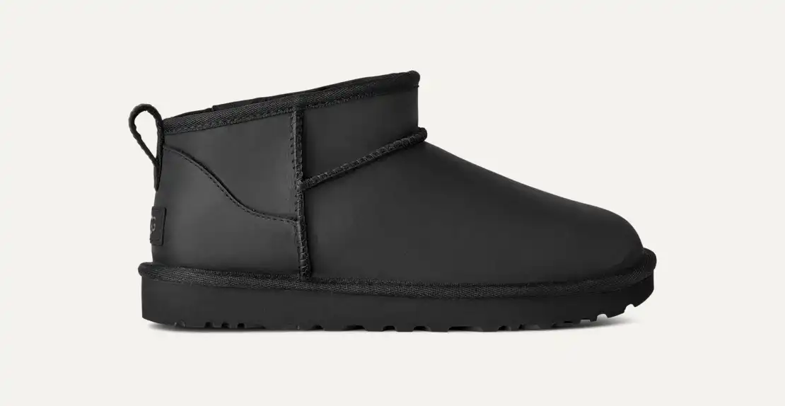 IMG_2676 UGG CLASSIC ULTRA MINI Black Leather - immagine 1