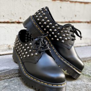 dr martens platform borchie