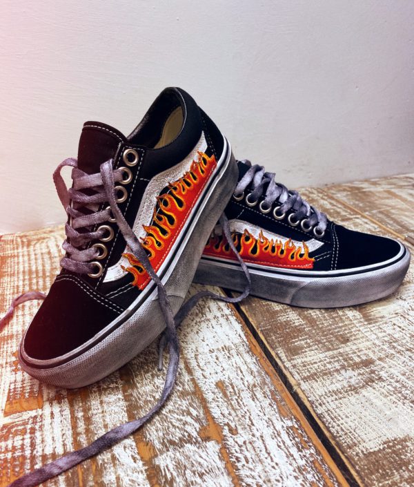 platform flame vans