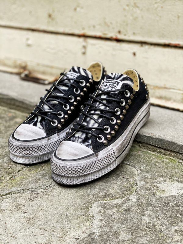 Converse Platform Low Black Zebra Borchie