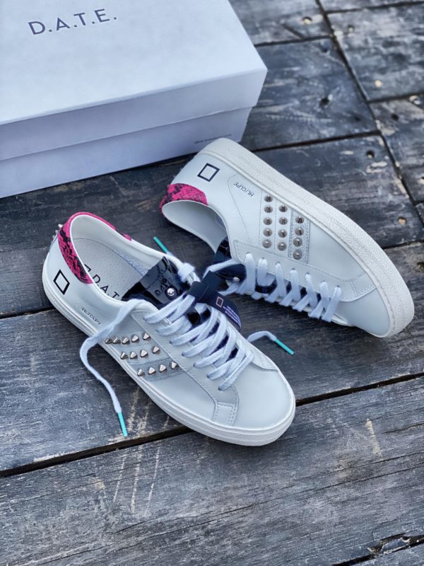 D.A.T.E. Hill Low Bianca Fucsia Borchie