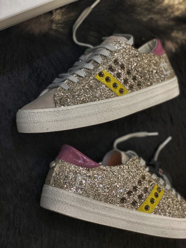 D.A.T.E. Hill Low Glitter Platinum Borchie
