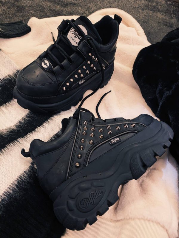 Buffalo Low Black Borchie