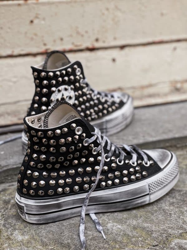 converse platform nere basse borchie
