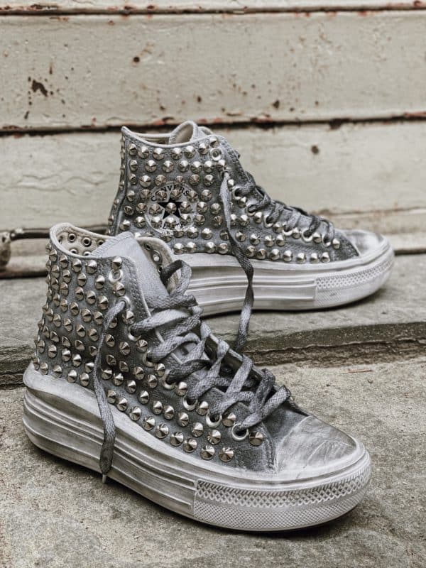 converse grigie borchie