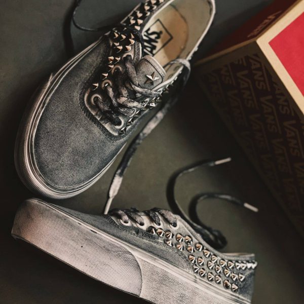 Vans Authentic Platform Ltd Grey Borchie (Full)