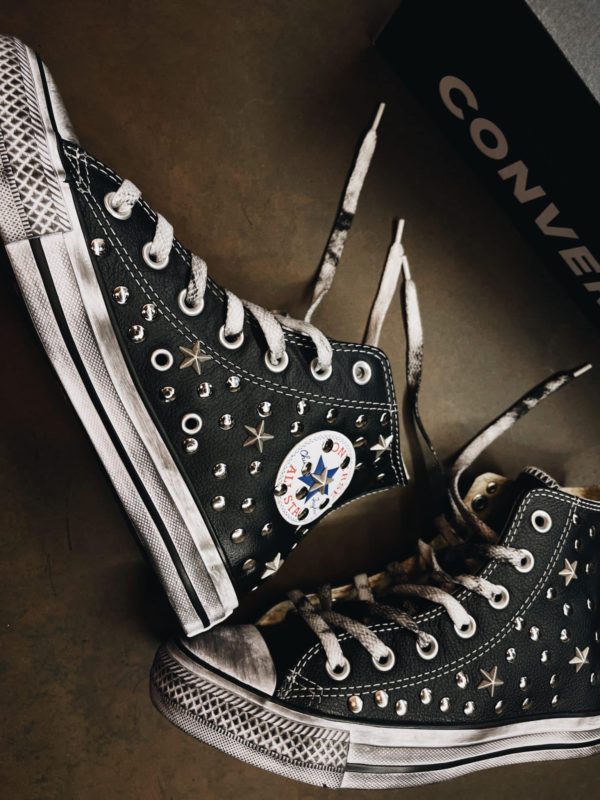 Converse Classic Leather Black Studs And Stars
