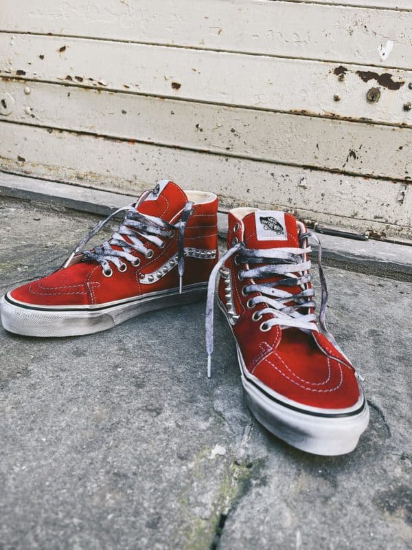 VANS SK8 HI Tapered Racing Red borchie spikes