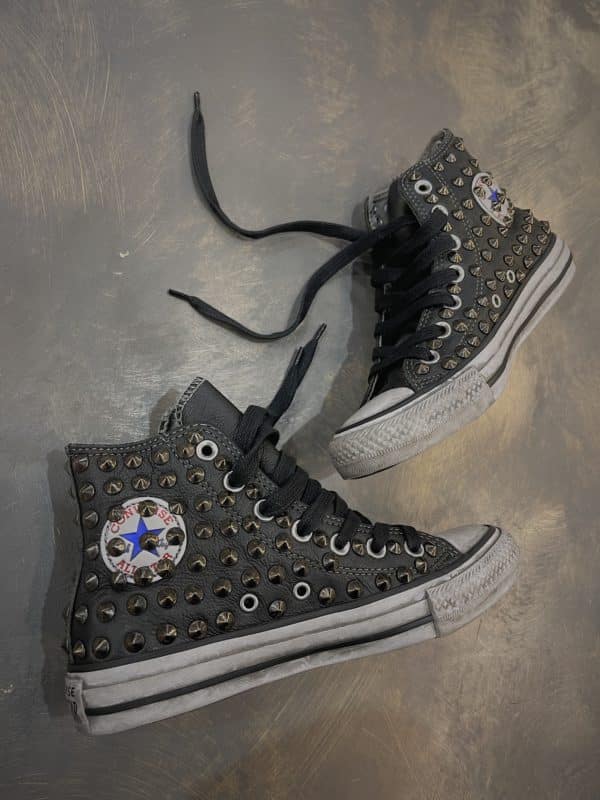 Converse Classic Leather Black Full Borchie