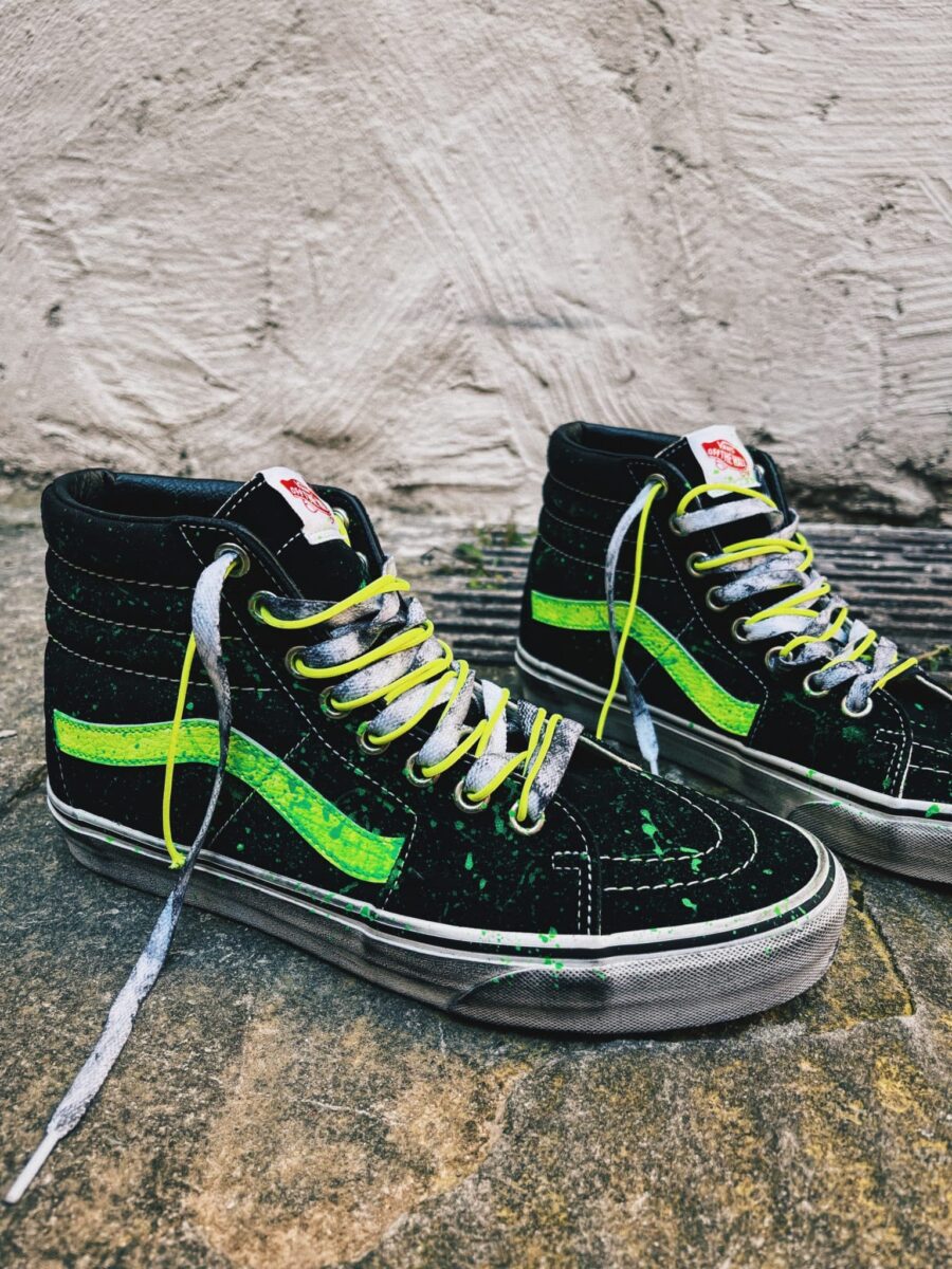 VANS Sk8-Hi Classic Black NEON - immagine 2