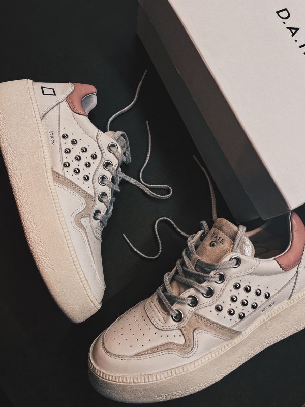 D.A.T.E. STEP pop white pink borchie