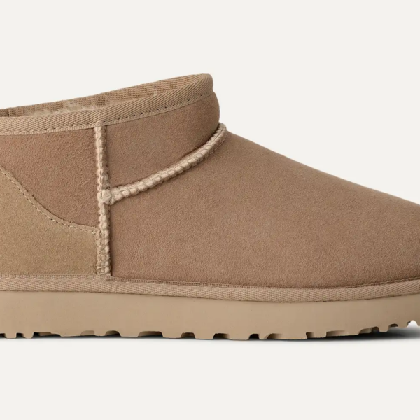 UGG CLASSIC ULTRA MINI Sand