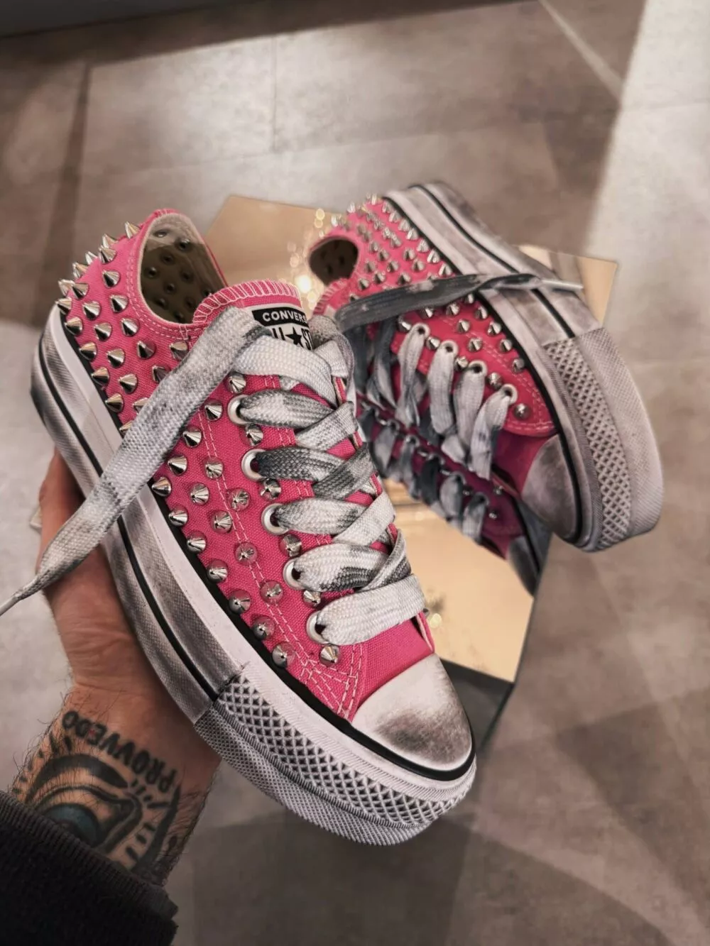 CONVERSE Platform Low SPIKEY PINK
